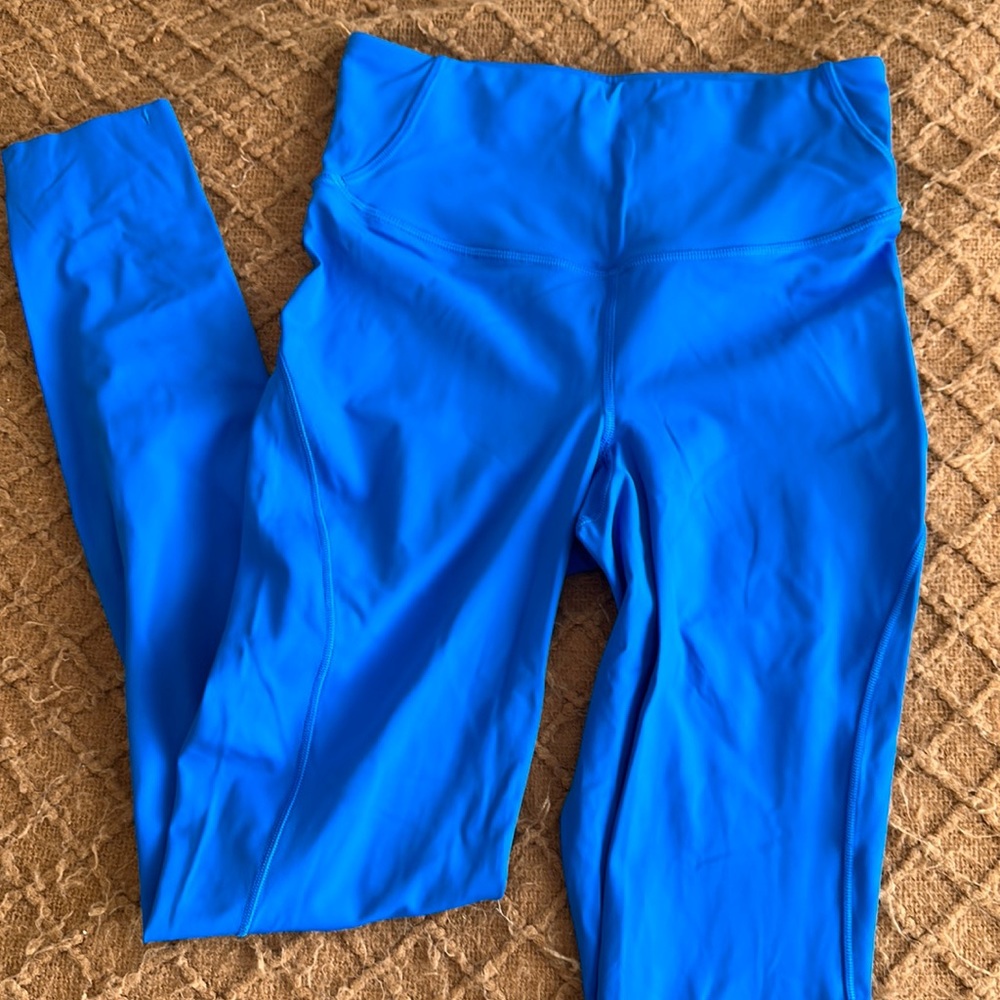 Base Pace Poolside LIKE NEW size 4 lululemon